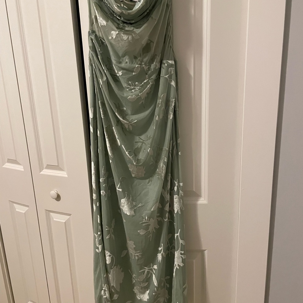 NWT Hello Molly Strapless Sage Floral Midi Dress - Picture 2 of 3